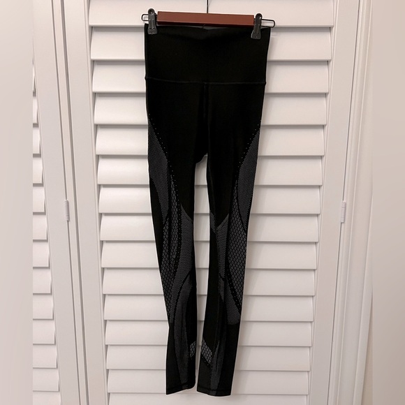 LULULEMON Limited Edition Leggings - Picture 1 of 3